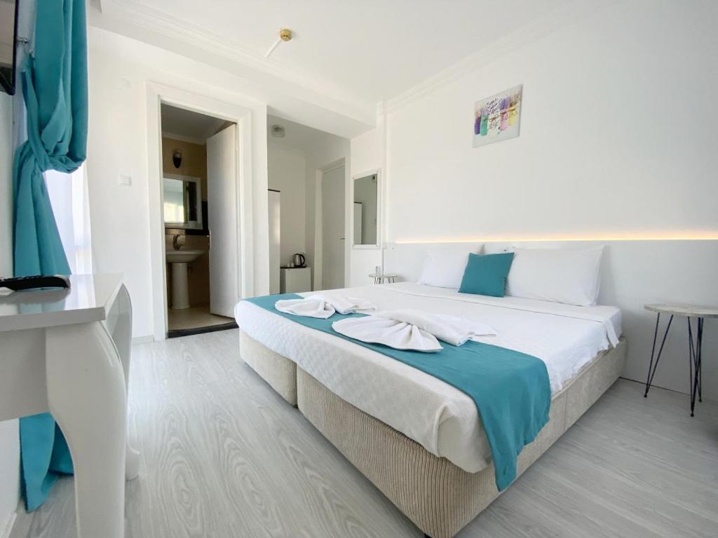 Cesme Minerva Port Hotel Esterno foto
